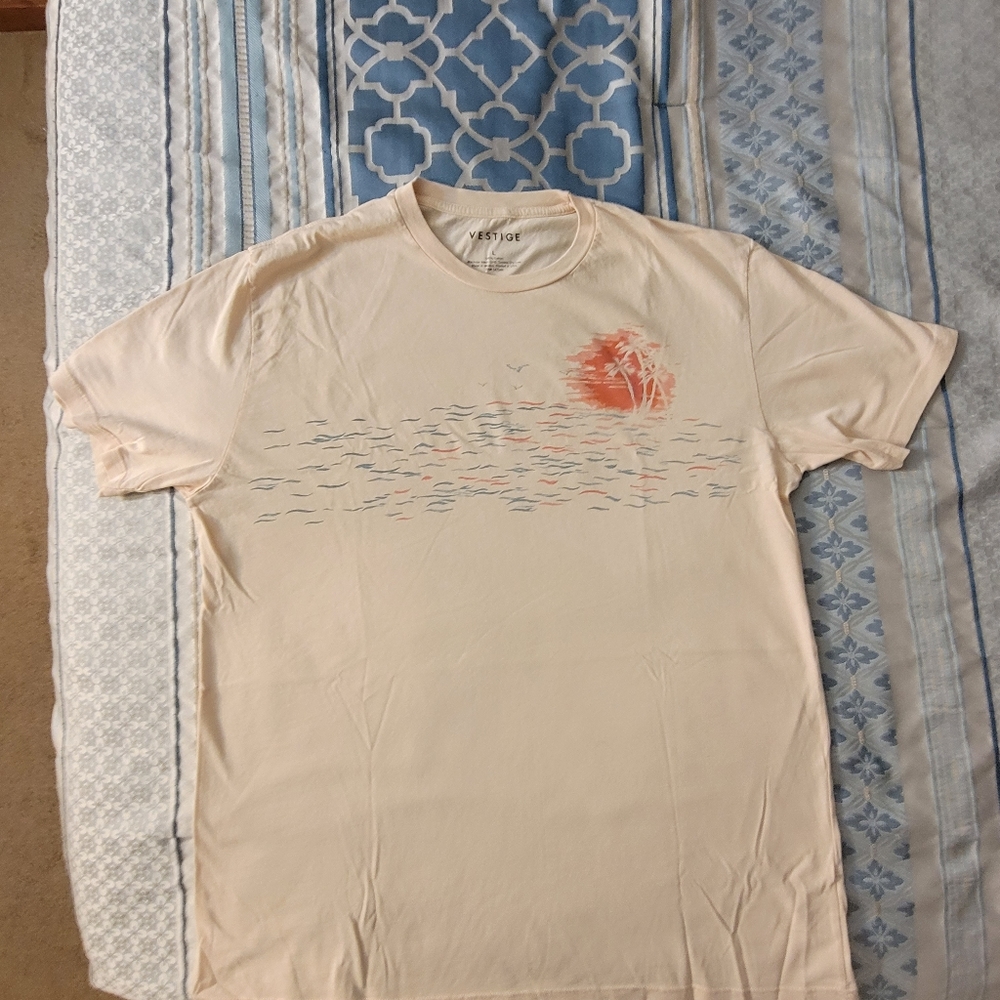 Vestige T-Shirt
